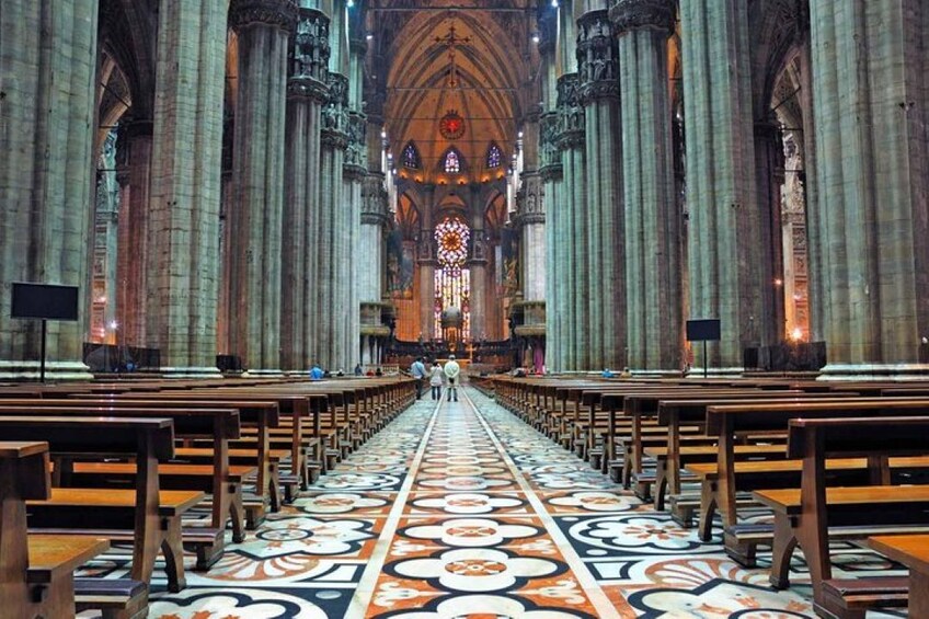 Private guided tour of the Duomo Cathedral with Roof Top