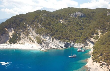 Antalya/Kemer: Phaselis Yacht Trip for Families and Couples