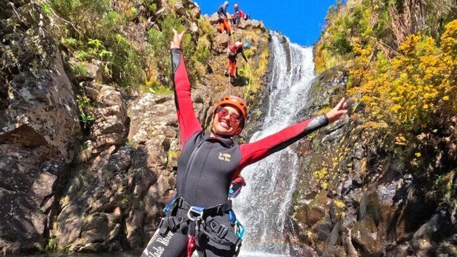Canyoning Experience Level I Beginners in Ribeira das Cales