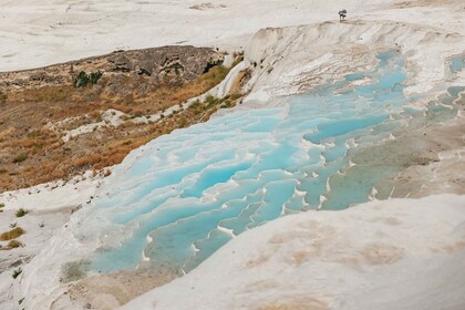 Von Antalya/Kemer aus: Pamukkale und Hierapolis Tour mit Mittagessen