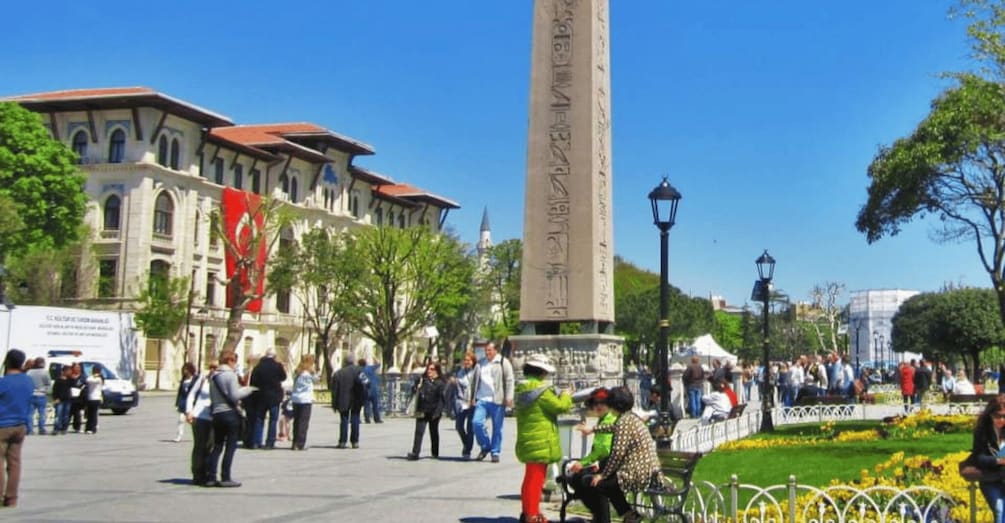 Picture 1 for Activity Istanbul: Old City Tour Full Day with Lunch