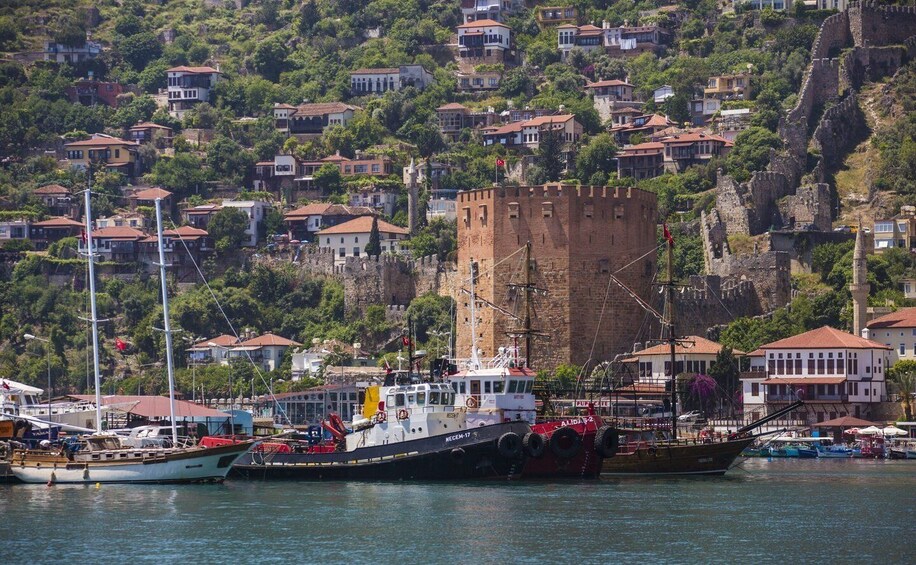 Picture 4 for Activity Alanya: Pirate Boat Trip with Meal, Drinks and Pickup Option