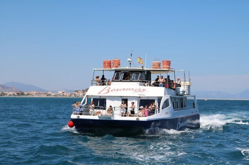 Catamaran Excursion with Food and Bath from Port of Valencia