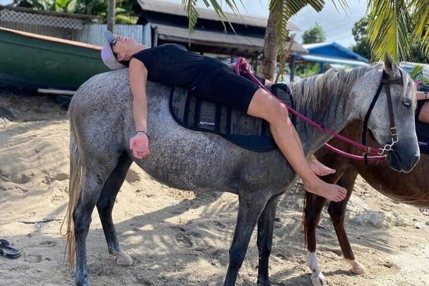 1 hour Beach Ride Horseback Experience