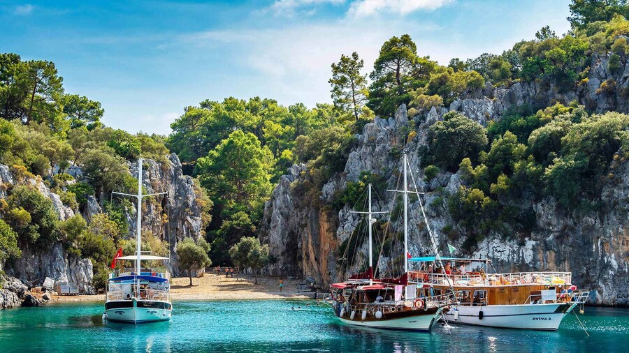 Sarigerme: 12 Islands Boat Trip with Lunch and Transfer