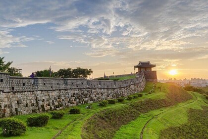 Korea Heritage Tour: Folk Village & Hwaseong Fortress