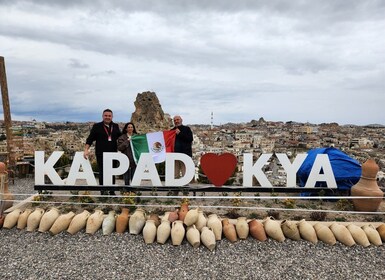 Tour privat d'un dia complet; barreja de tours vermell i verd/Capadòcia