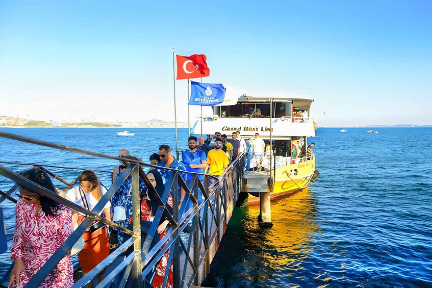 Picture 1 for Activity Istanbul: Bosphorus Cruise w/Audio Guide and Sunset Option