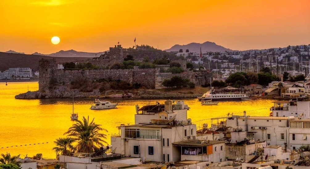 Captivating Bodrum City Tour: History & Culture Unveiled