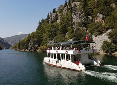 Au départ de Belek : Excursion en bateau dans le canyon vert avec déjeuner ...