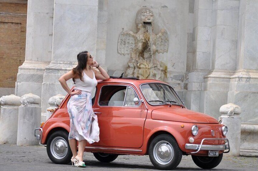 3-hour private tour of Rome in a vintage Fiat 500