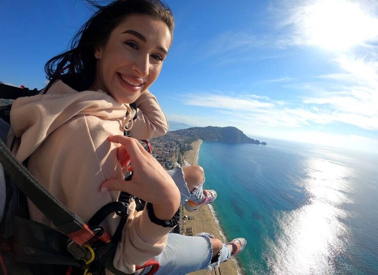 Picture 5 for Activity From City of Side: Alanya Tandem Paragliding w/ Beach Visit