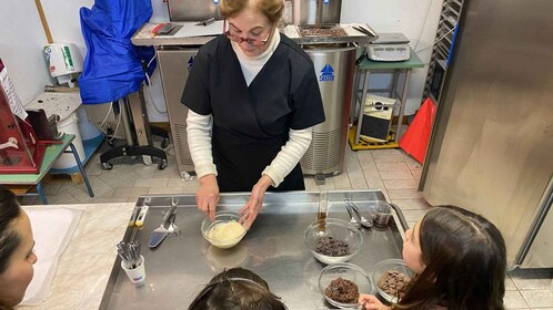 Laconi: taller de chocolate y licores típicos con degustación