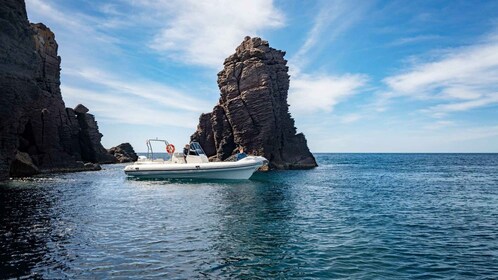Calasetta: excursión en lancha h/d a la isla de San Pietro o Sant'Antioco