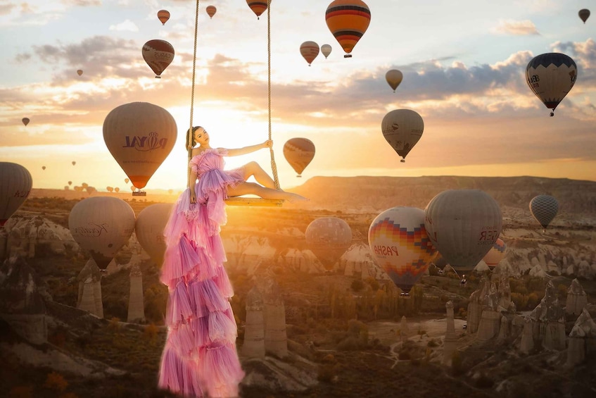 Picture 1 for Activity Cappadocia: Taking photo with Swing at hot air balloon view