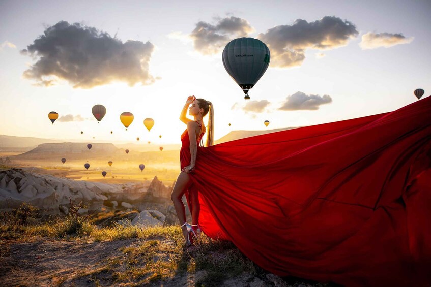 Picture 12 for Activity Cappadocia: Taking photo with Swing at hot air balloon view