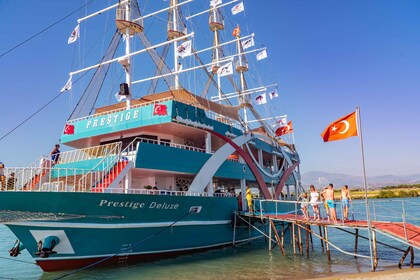 Ciudad de Side: crucero turístico con paradas para nadar y fiesta de espuma