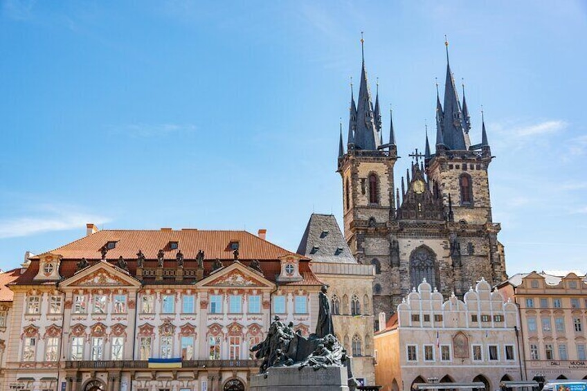 Private Half day Driving Tour in Prague hidden gems 