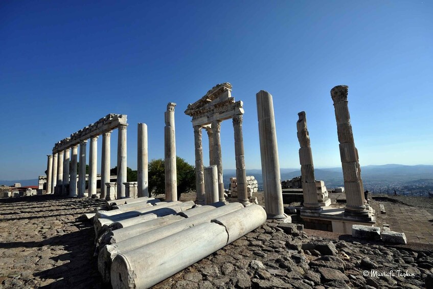 Picture 3 for Activity From Izmir: Private Day Trip to Acropolis of Pergamon