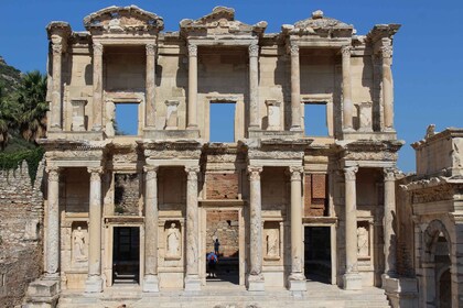 Full Day Ephesus and House of Virgin Mary Tour from Kusadasi