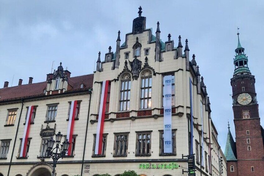 Private Quick Wrocław Walking Tour of Old Town