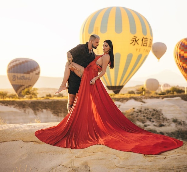 Cappadocia: Private Flying Dress Photoshoot at Sunrise