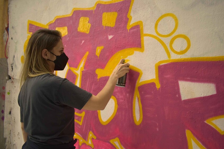 Picture 19 for Activity Istanbul: Do Street Art with Local Artists at Home Garden
