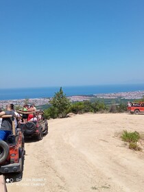 Von Kusadasi aus: Ganztägige Jeepsafari zum Nationalpark