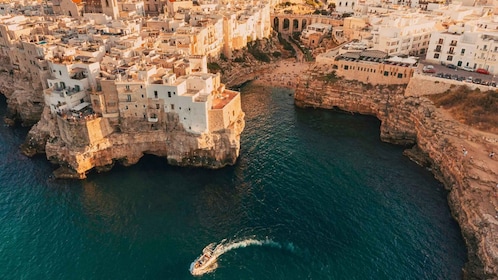 Polignano une excursion en bateau de jument