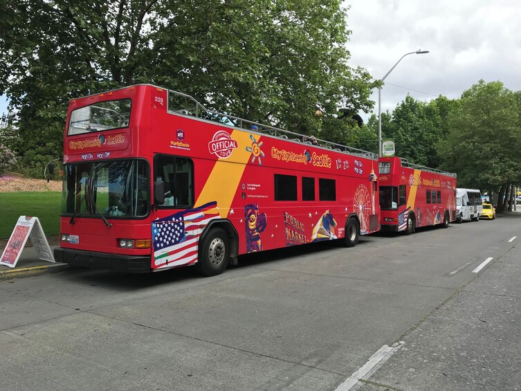 City Sightseeing Seattle Hop-On Hop-Off Bus Tour + Locks Cruise 