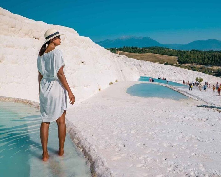 Private Daily Pamukkale Tour from Istanbul by Plane