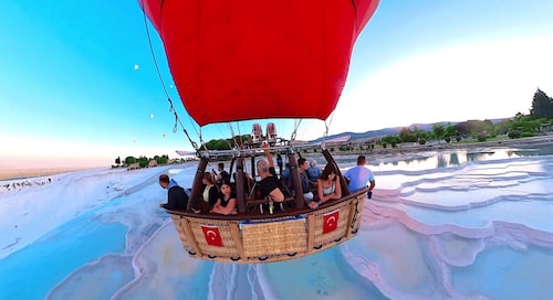 From Pamukkale / Karahayit: Hot Air Balloon Flight