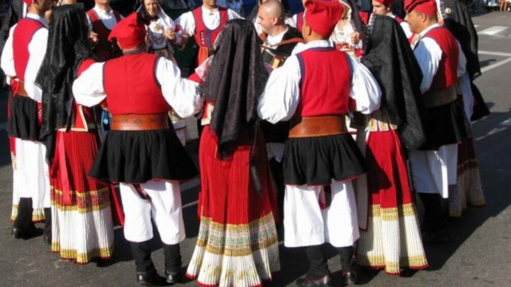 Picture 4 for Activity Nuoro: Lesson of traditional Sardinian dances