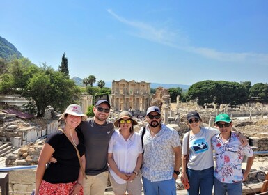 Kusadasista: Ciber Ephesoksen museon opastettu kierros.