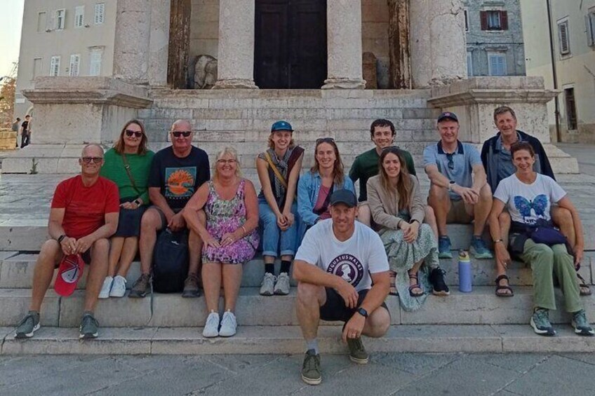 2-hours Guided Walking Tour in Pula