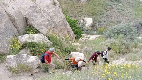 戈梅达山谷徒步和土耳其烹饪课程私人旅游