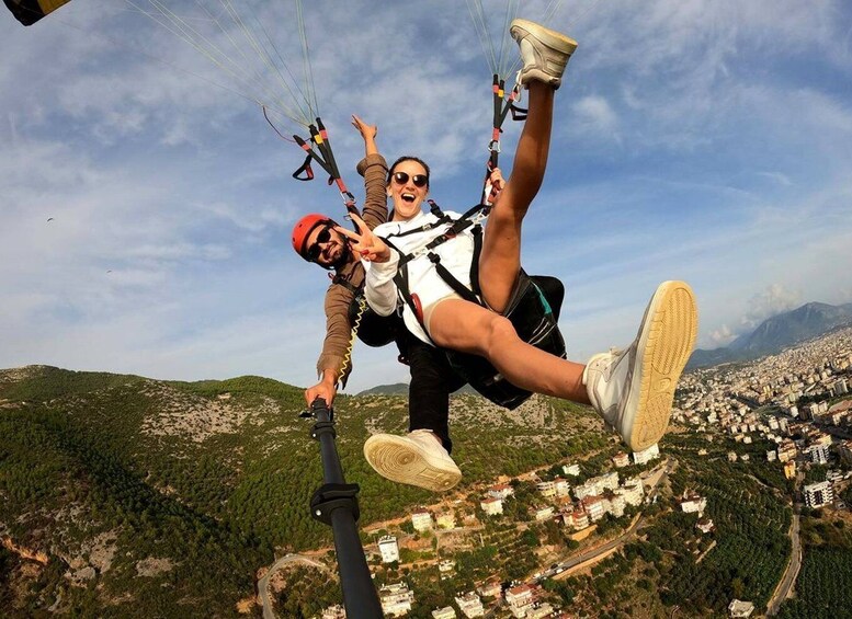 Picture 6 for Activity From Antalya: Alanya Paragliding Experience with Beach Visit