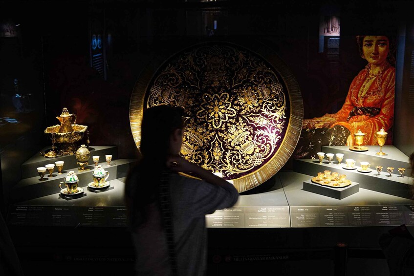 Picture 9 for Activity Dolmabahce Palace & Harem Fast-Track Entry with Audio Guide