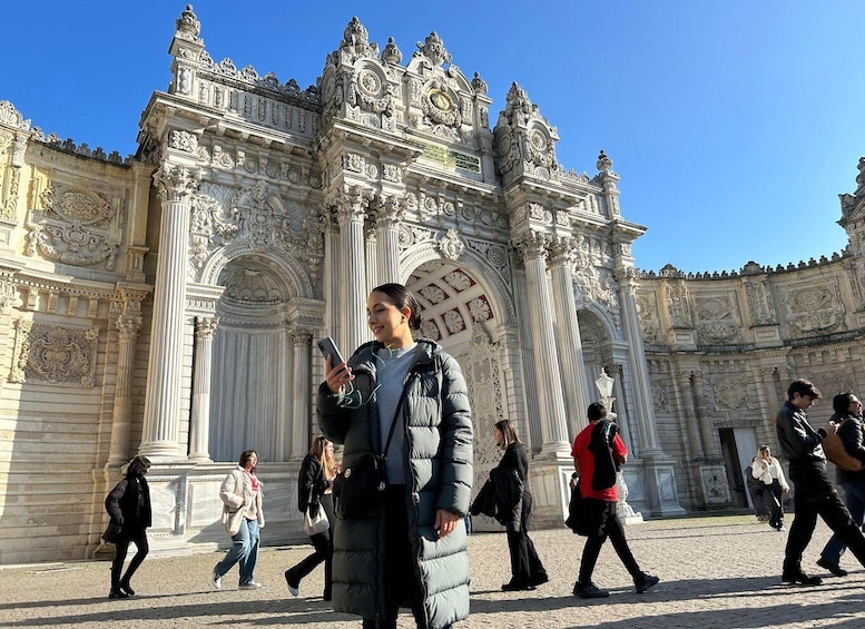 Istanbul: Dolmabahce Palace Fast-Track Entry w/ Audio Guide