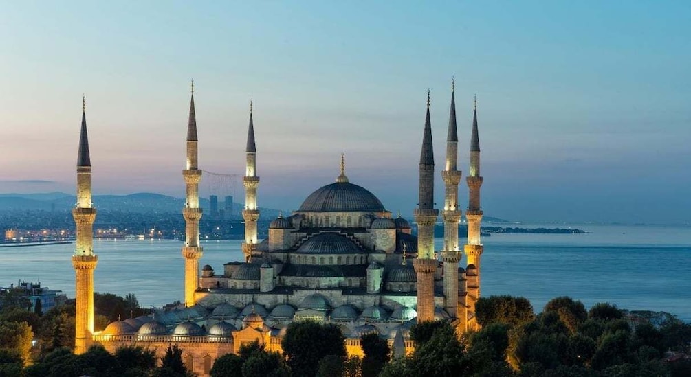 Picture 3 for Activity Istanbul: Private Guided Walking Tour