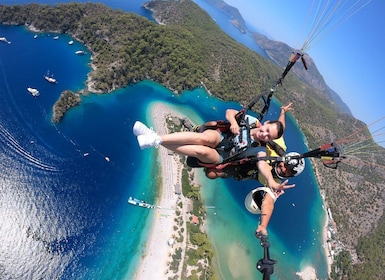 Fethiye : Vol en parapente en tandem à Babadag au-dessus d'Oludeniz