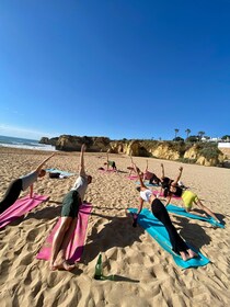 Sunrise Beach Yoga in Lagos by el Sol Lifestyle