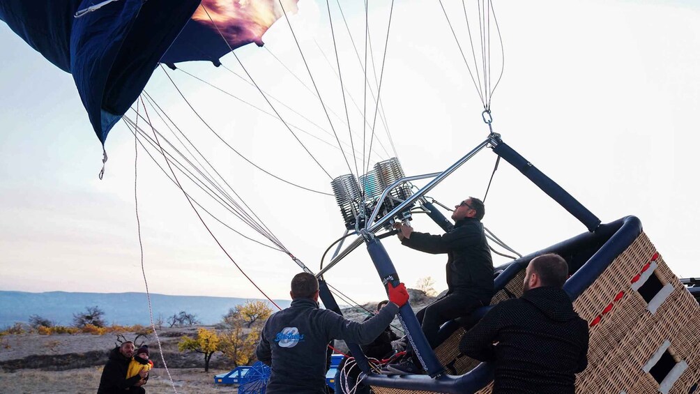 Picture 2 for Activity Cappadocia: Sunrise Hot Air Balloon Flight in Göreme