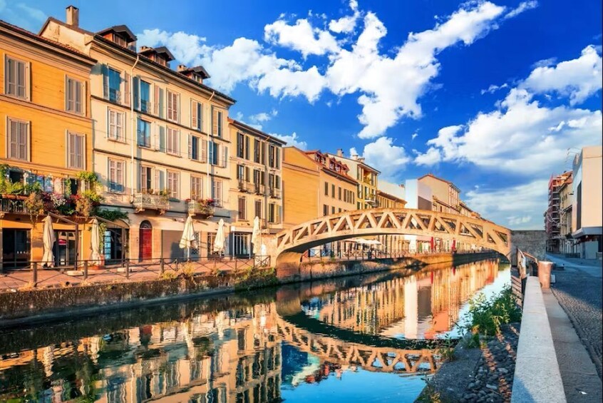 Discover the Navigli area in Milan on a private guided tour