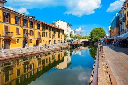 Discover the Navigli area in Milan on a private guided tour