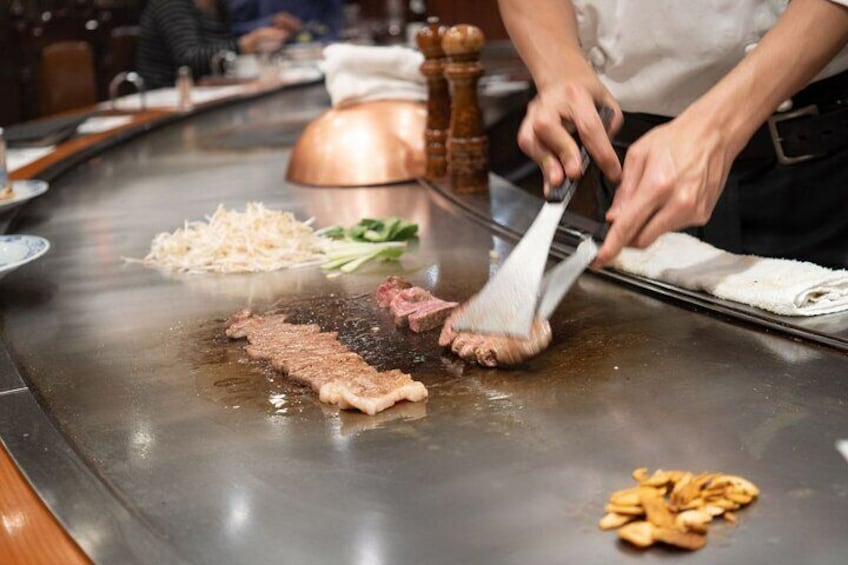 Kobe beef dinner (teppanyaki performance)