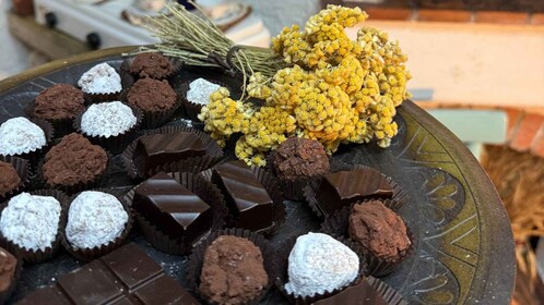 Laconi: chocolate and typical liqueurs tasting