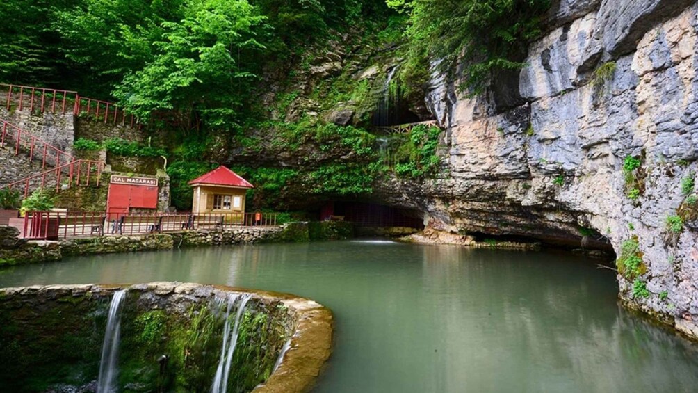 Hıdırnebi: Çal Cave, Hıdırnebi Plateu, and Sera Lake Tour