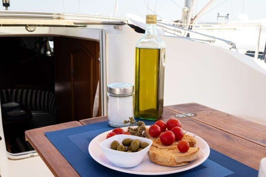 Salento Sail Experience - Gallipoli on a sailing boat