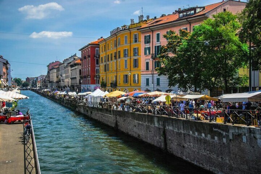 Discover the Navigli area in Milan on a private guided tour